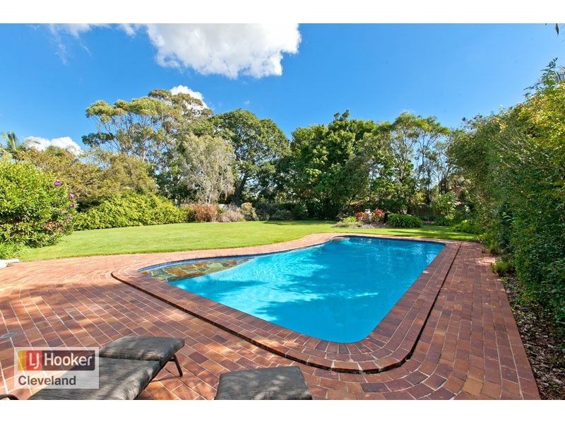 2 Falcon Avenue, Thornlands QLD 4164