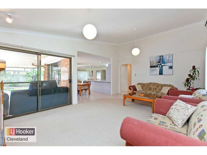 2 Falcon Avenue, Thornlands QLD 4164