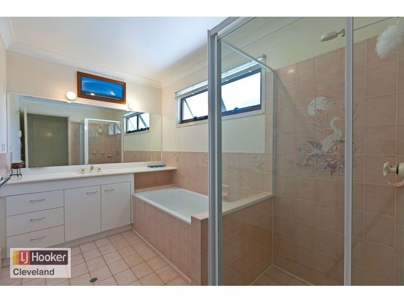 2 Falcon Avenue, Thornlands QLD 4164