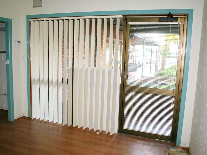 Shop 4/203 Middle Street, Cleveland QLD 4163