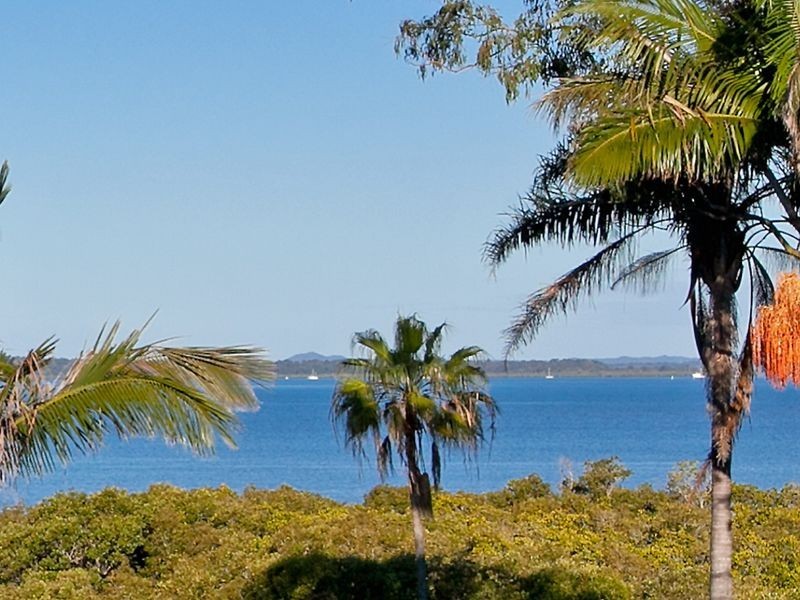 135 Passage Street, Cleveland QLD 4163
