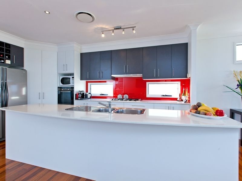 135 Passage Street, Cleveland QLD 4163