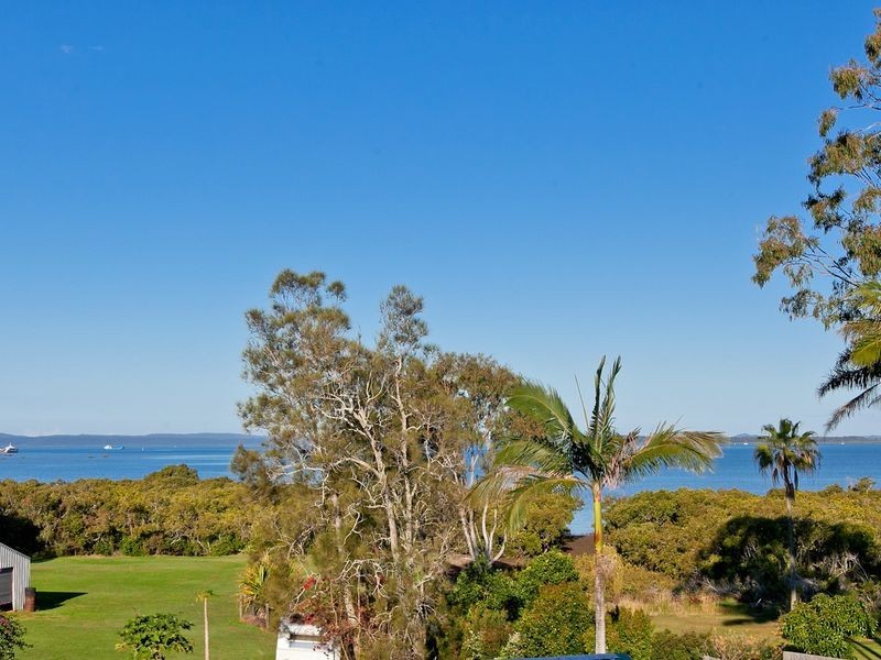 135 Passage Street, Cleveland QLD 4163