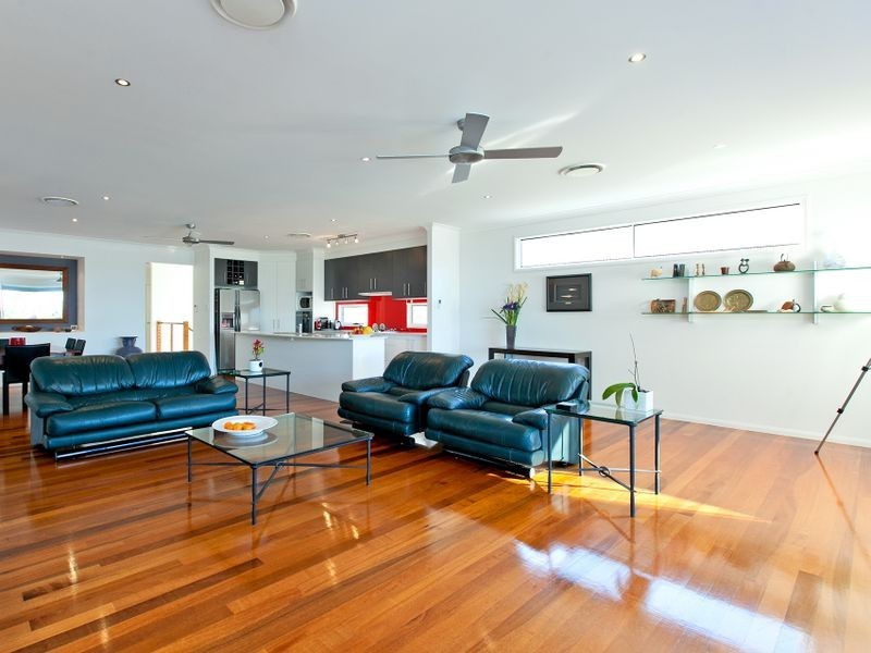 135 Passage Street, Cleveland QLD 4163