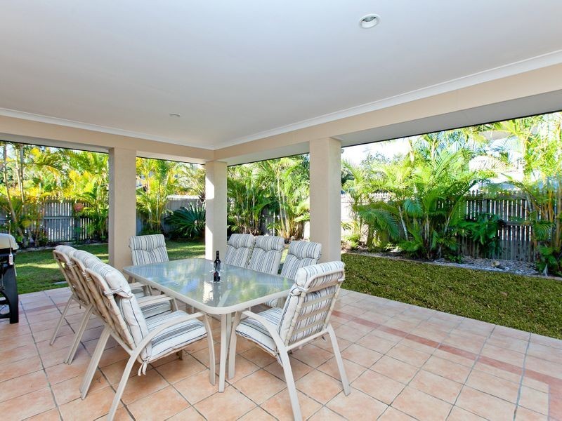 7 Darcelle Place, Ormiston QLD 4160