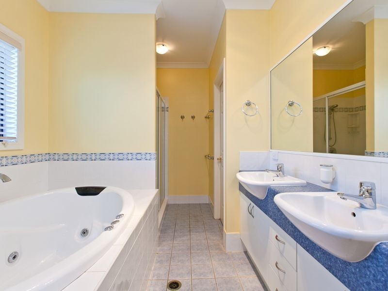 7 Darcelle Place, Ormiston QLD 4160