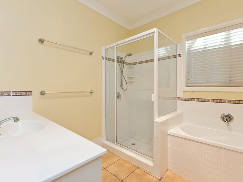 7 Darcelle Place, Ormiston QLD 4160