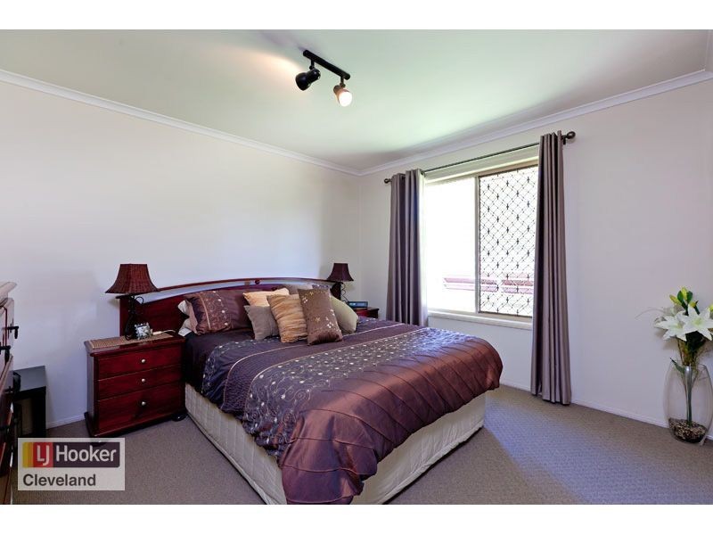 24 Penrose Avenue, Redland Bay QLD 4165