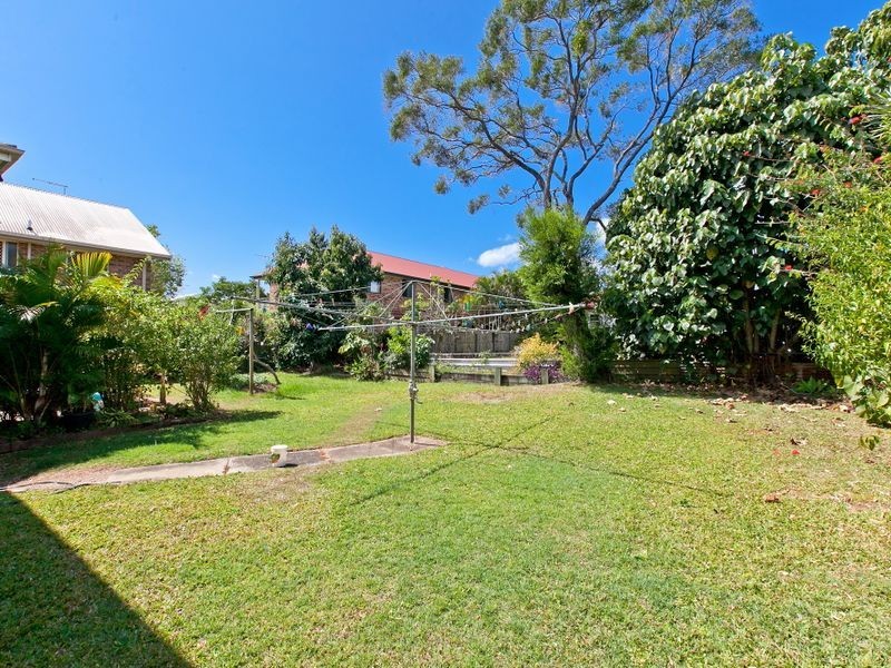 16 Taylor Crescent, Cleveland QLD 4163