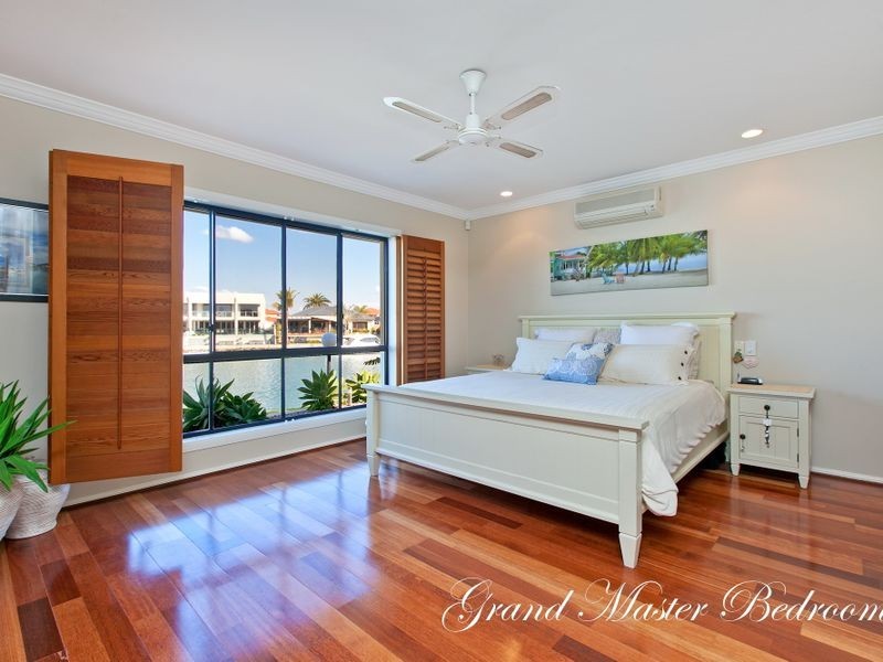 38 Raby Bay Blvd, Raby Bay QLD 4163