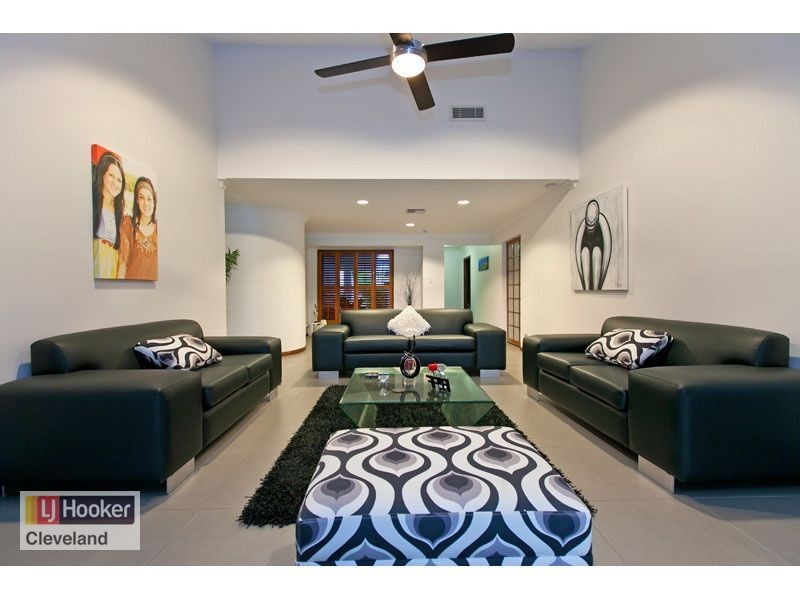 32 Plymouth Court, Raby Bay QLD 4163