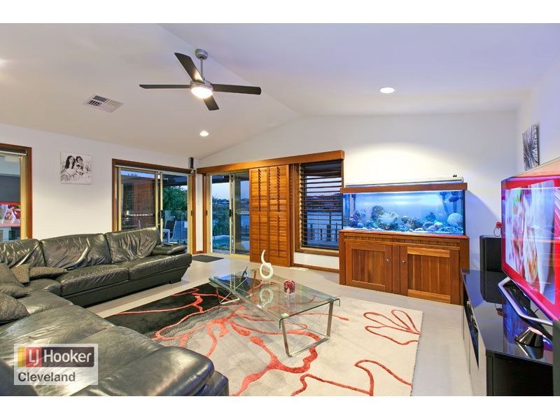 32 Plymouth Court, Raby Bay QLD 4163