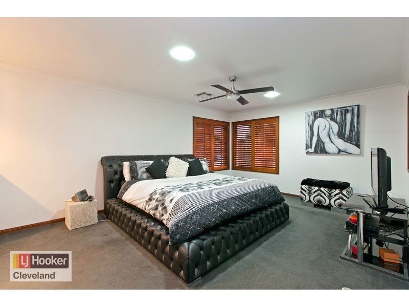 32 Plymouth Court, Raby Bay QLD 4163