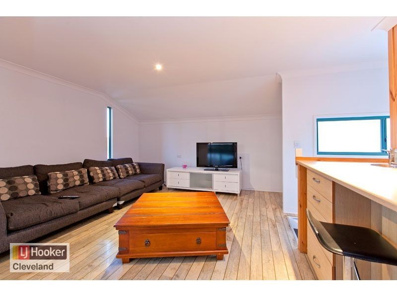 32 Plymouth Court, Raby Bay QLD 4163