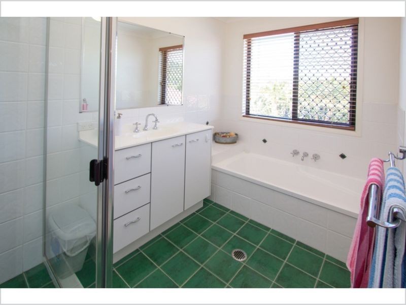 3 Masson Court, Wellington Point QLD 4160