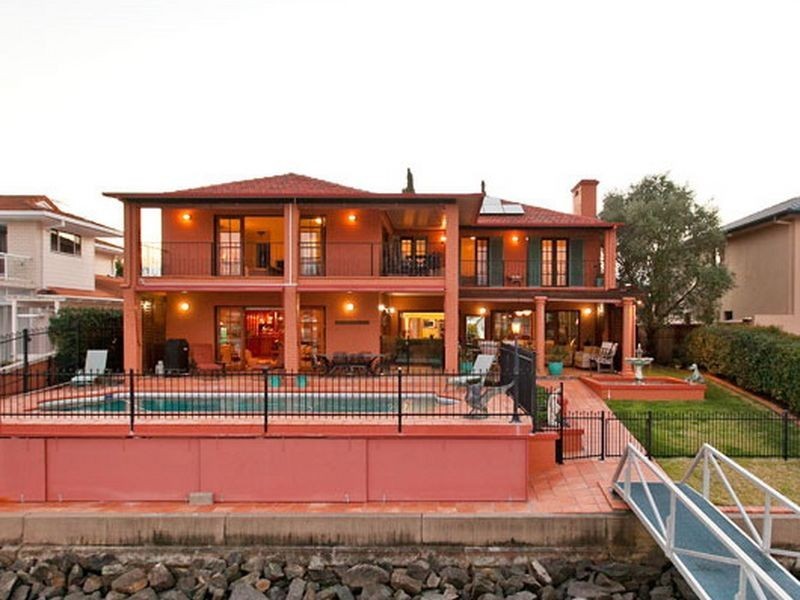 17 Sternlight Court, Raby Bay QLD 4163