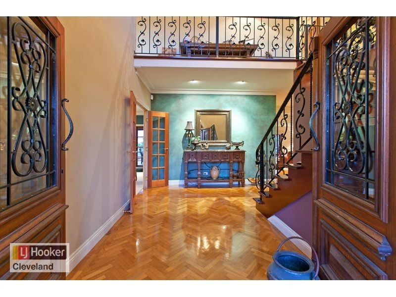 17 Sternlight Court, Raby Bay QLD 4163