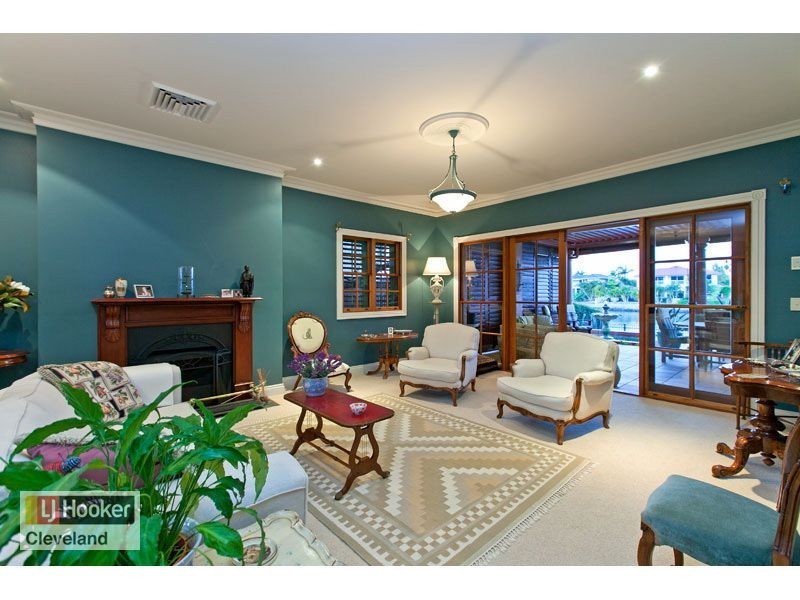 17 Sternlight Court, Raby Bay QLD 4163