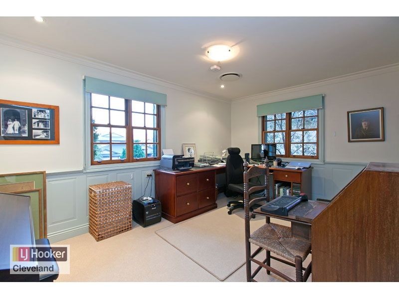 17 Sternlight Court, Raby Bay QLD 4163