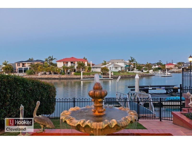 17 Sternlight Court, Raby Bay QLD 4163