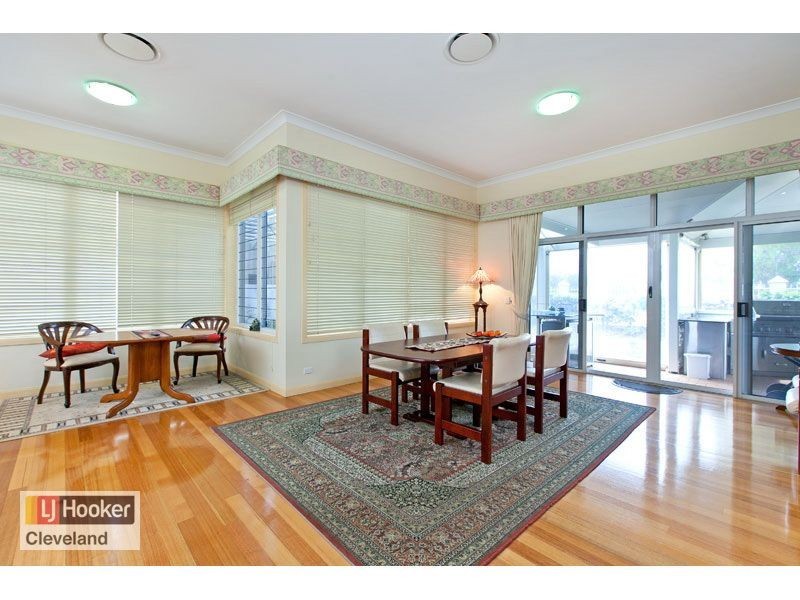 19 Raby Bay Blvd, Raby Bay QLD 4163