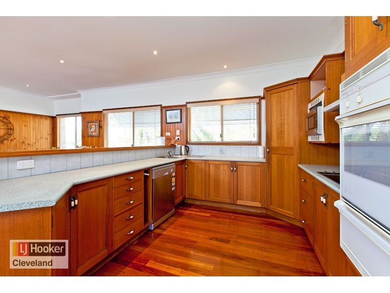 64 Riesling Street, Thornlands QLD 4164