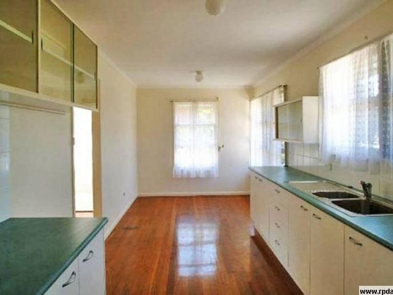 46 Benfer Road, Victoria Point QLD 4165