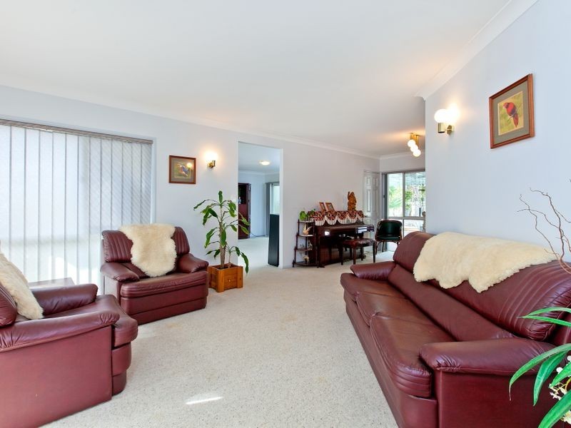 10 Plover Drive, Thornlands QLD 4164