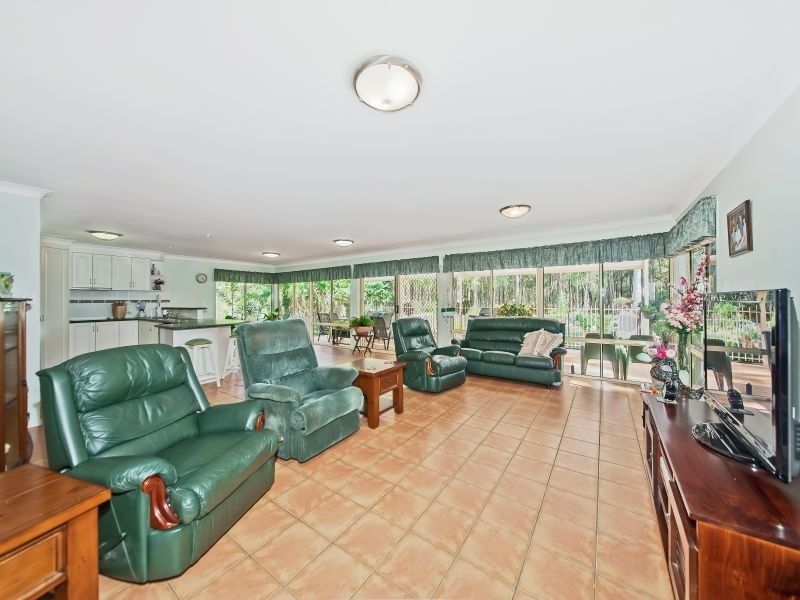 29 Viola Drive, Redland Bay QLD 4165