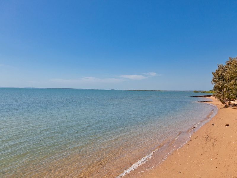 227 Shore Street North, Cleveland QLD 4163