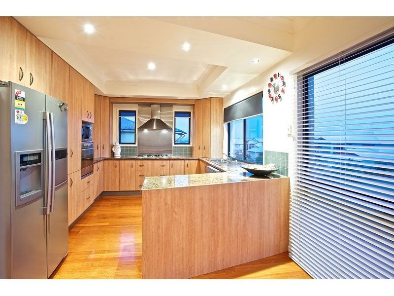 11 Baylink Drive, Redland Bay QLD 4165