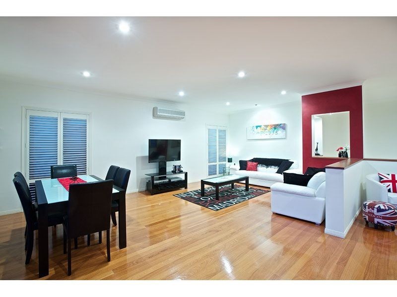 11 Baylink Drive, Redland Bay QLD 4165