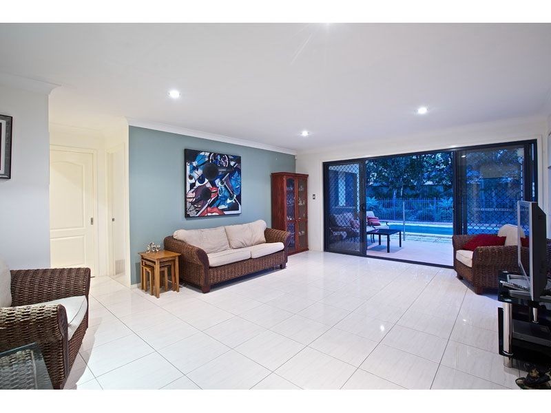 11 Baylink Drive, Redland Bay QLD 4165