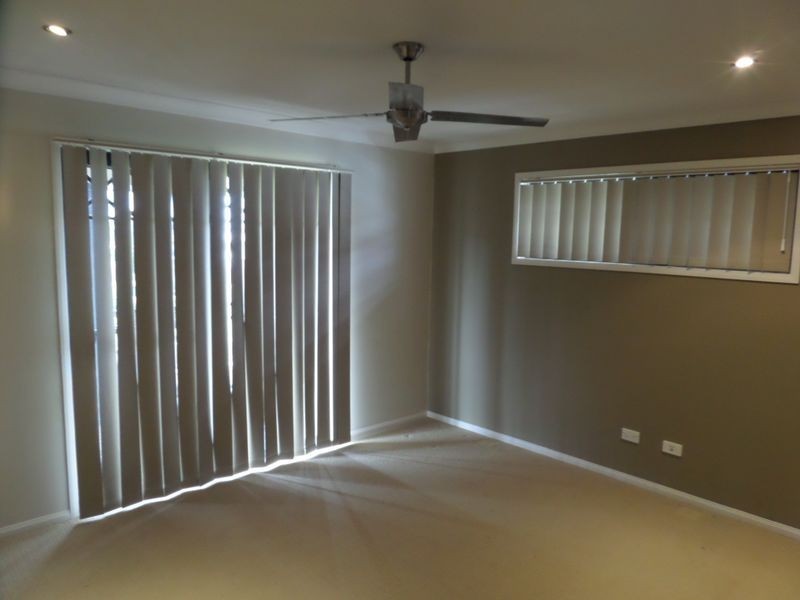 32 Kimbolton Drive, Redland Bay QLD 4165