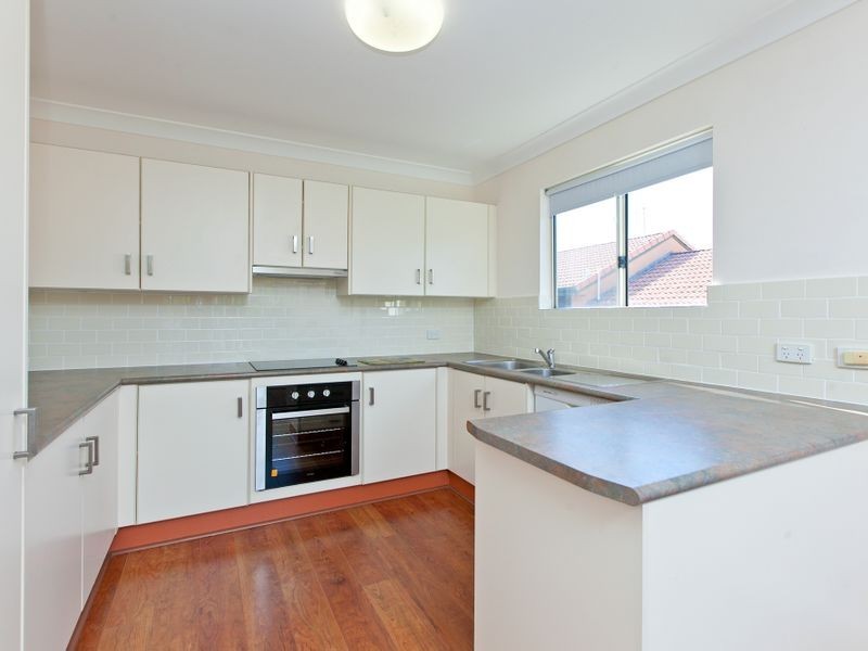 25/12 Queen Street, Cleveland QLD 4163