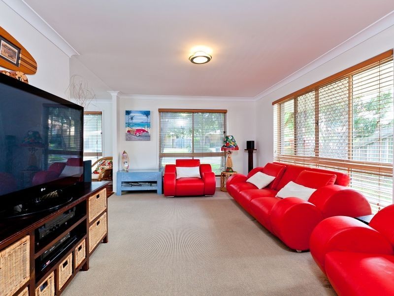 5 Honeysuckle Court, Victoria Point QLD 4165