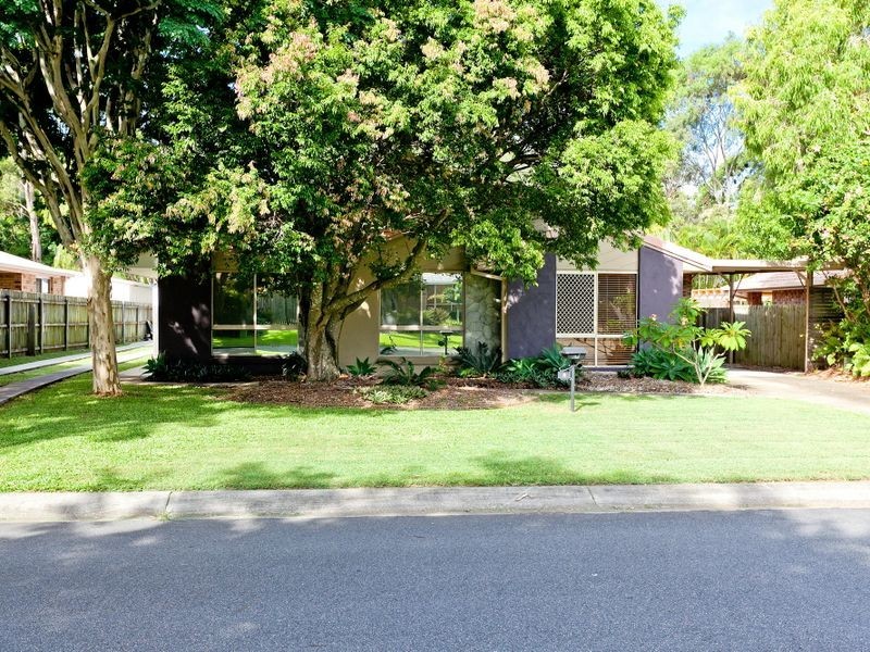 5 Honeysuckle Court, Victoria Point QLD 4165