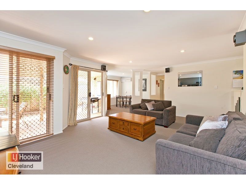 19 Spinnaker Circuit, Redland Bay QLD 4165