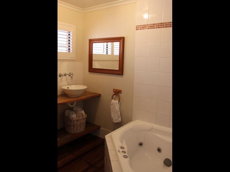 40-42 Albert Street, Ormiston QLD 4160