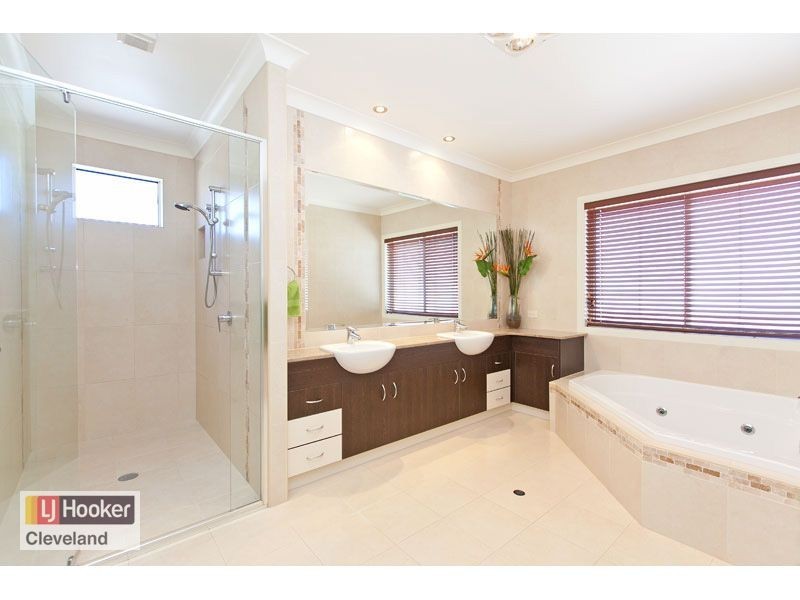 23 Yorston Place, Ormiston QLD 4160