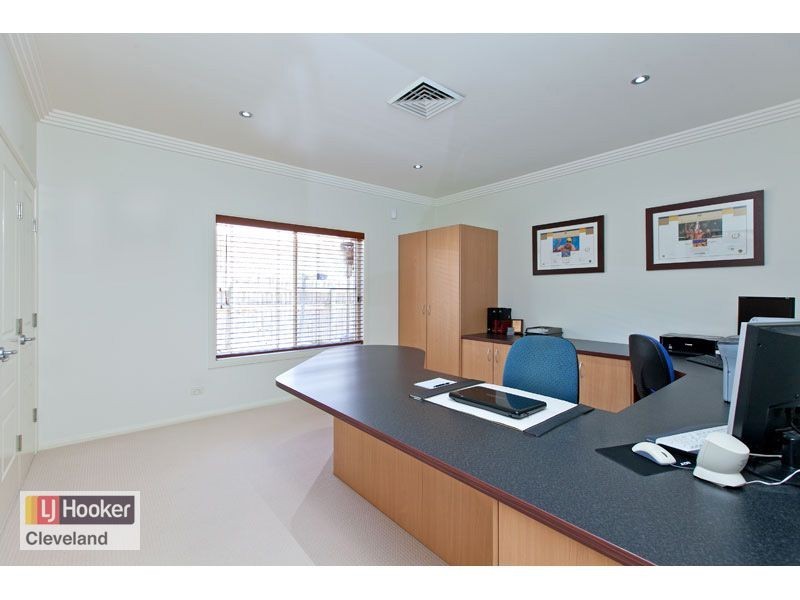 23 Yorston Place, Ormiston QLD 4160