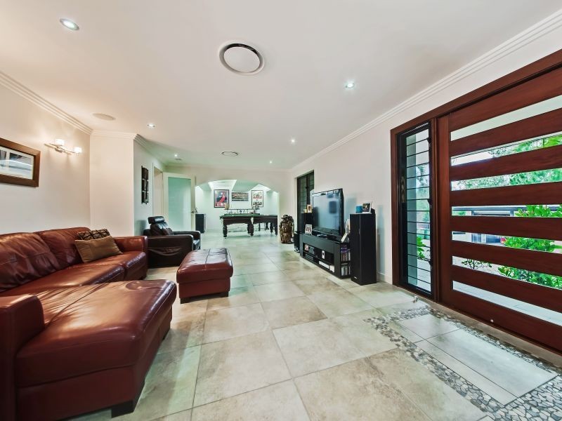 67 School Of Arts Road, Redland Bay QLD 4165