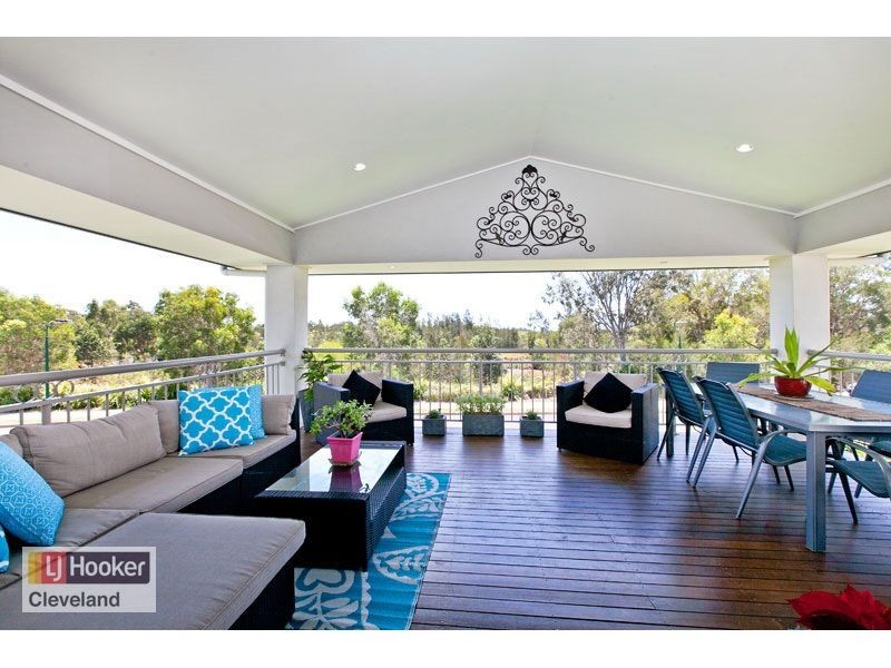 2 Seaspray Street, Thornlands QLD 4164