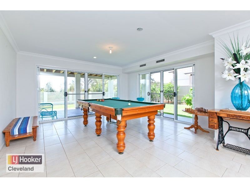 2 Seaspray Street, Thornlands QLD 4164