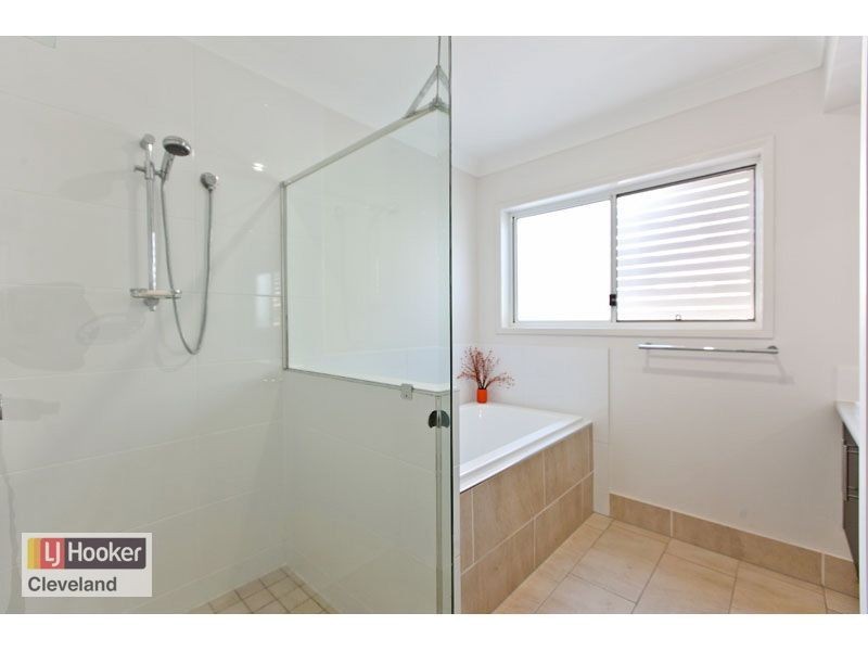 2 Seaspray Street, Thornlands QLD 4164