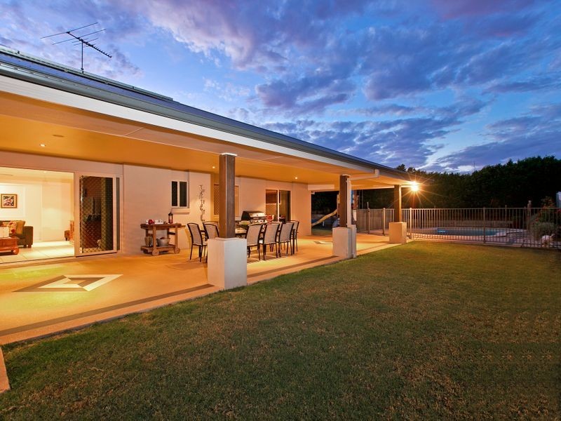 29 Denham Blvd, Redland Bay QLD 4165