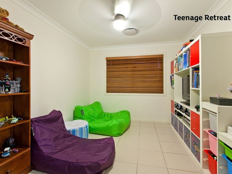 29 Denham Blvd, Redland Bay QLD 4165