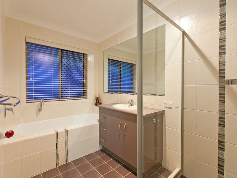 29 Denham Blvd, Redland Bay QLD 4165