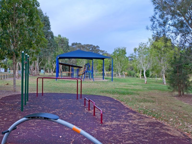 29 Denham Blvd, Redland Bay QLD 4165