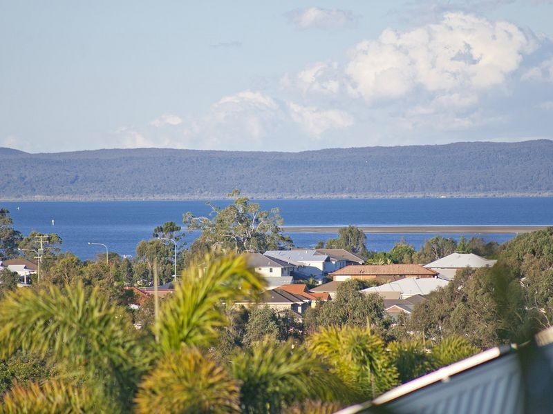 3 Jewel Place, Thornlands QLD 4164